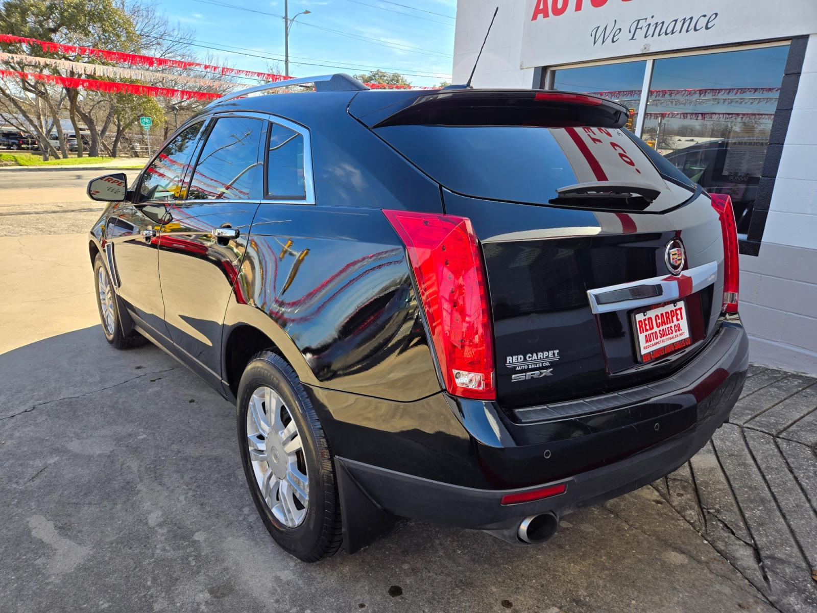 2015 BLACK Cadillac SRX (3GYFNBE37FS) with an 3.6L V6 F DOHC 24V engine, Automatic transmission, located at 503 West Court, Seguin, TX, 78155, (830) 379-3373, 29.568621, -97.969803 - 2015 Cadillac SRX Luxury Collection FWD with a 3.6L V6 F DOHC 24V, Automatic, Tilt, Cruise, AM/FM/CD Touchscreen Stereo, Power Windows, Locks, Seat and Side Mirrors, Leather Seats, Bluetooth, Tinted Windows, Power Sunroof, Power Rear Hatch, Dual Climate Control, Rear A/C, Alloy Wheels, Onstar Capabi - Photo #3